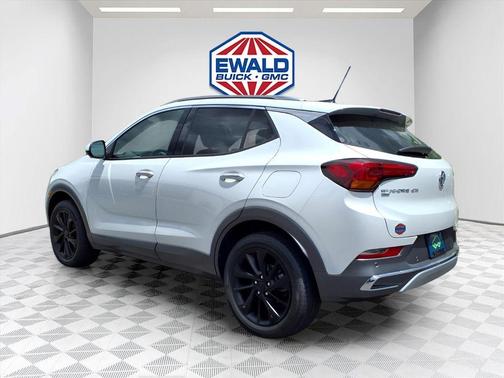 White Frost Tri-Coat 2021 Buick Encore GX Essence