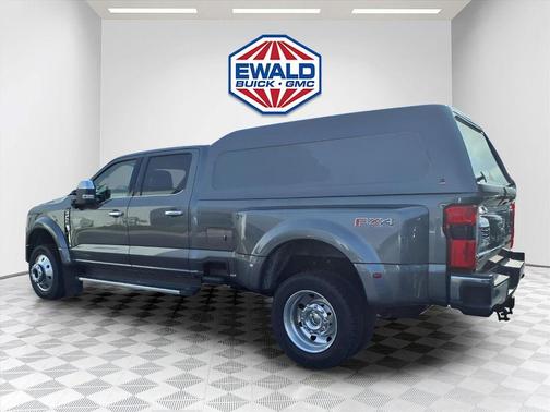 Carbonized Gray Metallic 2023 Ford F-450 Lariat