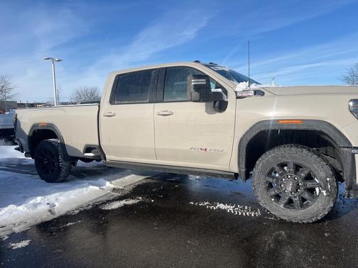 2026 GMC Sierra 2500 AT4