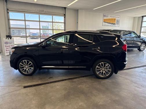 Ebony Twilight Metallic 2024 GMC Terrain Denali