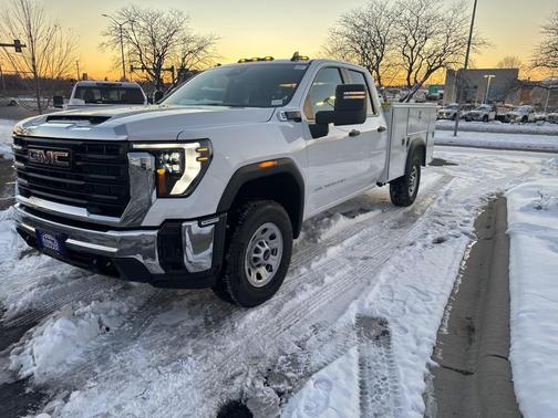 2025 GMC Sierra 3500 Pro