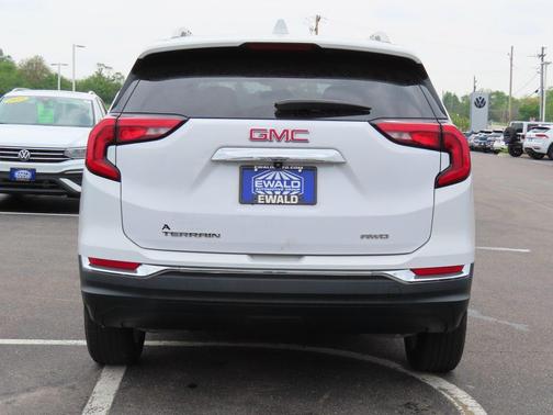 Summit White 2020 GMC Terrain SLT