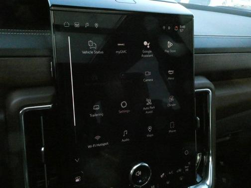 2025 GMC Yukon Denali Ultimate
