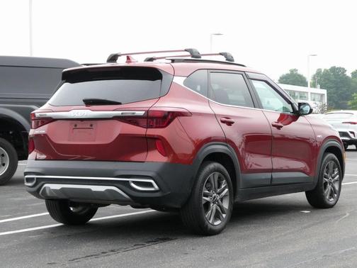 2023 Kia Seltos S