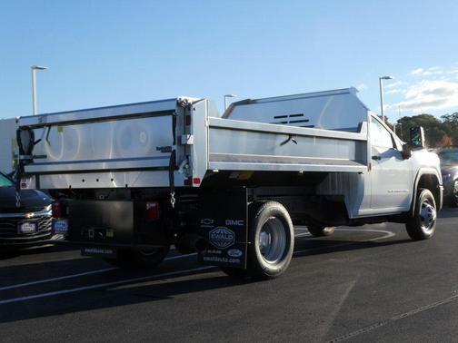Summit White 2025 GMC Sierra 3500 Pro
