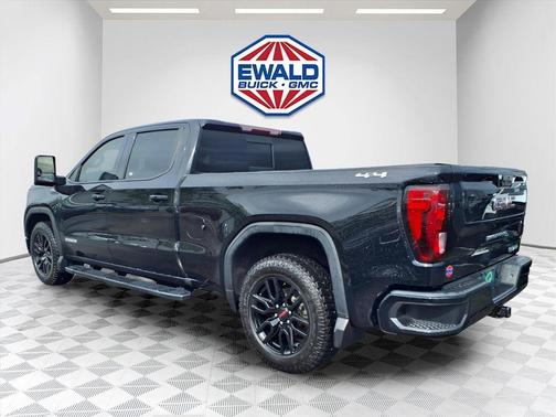 Onyx Black 2022 GMC Sierra 1500 Elevation