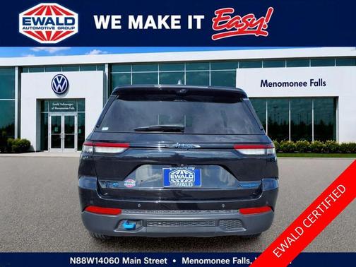 Diamond Black 2024 Jeep Grand Cherokee 4xe Trailhawk