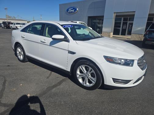2019 Ford Taurus SEL