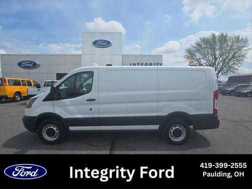 2015 Ford Transit-250 Base