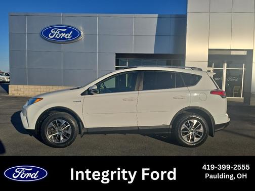 2017 Toyota RAV4 Hybrid XLE