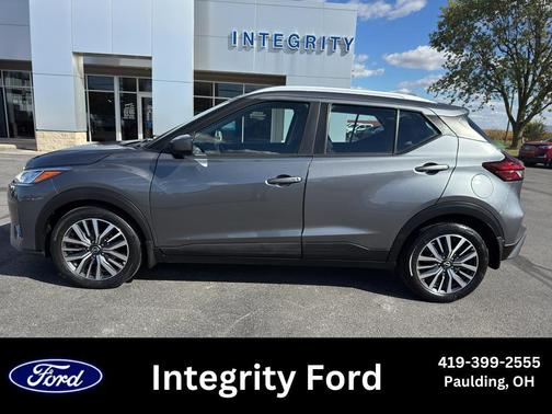 2022 Nissan Kicks SV