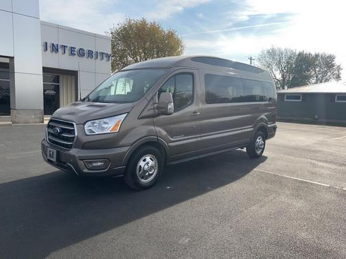 Photo 3 of 40 of 2020 Ford Transit-150 BASE