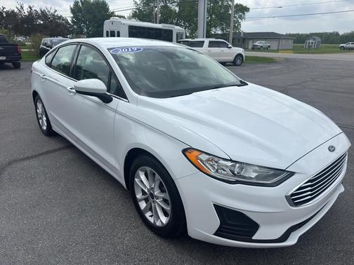 Oxford White 2019 Ford Fusion SE