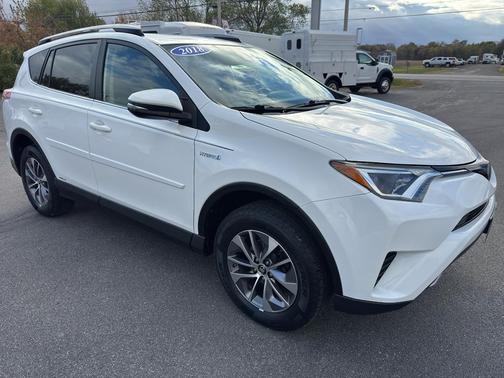 2018 Toyota RAV4 Hybrid LE