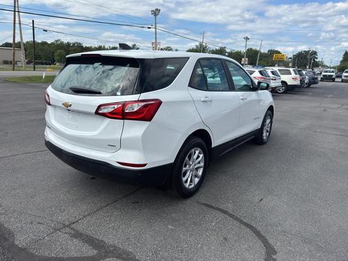 2021 Chevrolet Equinox LS