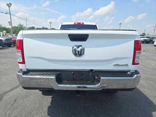 2020 RAM 2500 Tradesman Regular Cab 4X4 8' Box