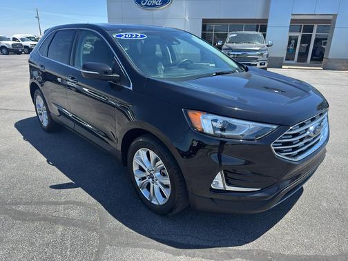 Agate Black Metallic 2022 Ford Edge Titanium