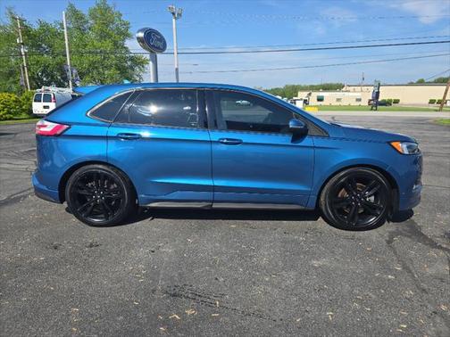 2020 Ford Edge ST