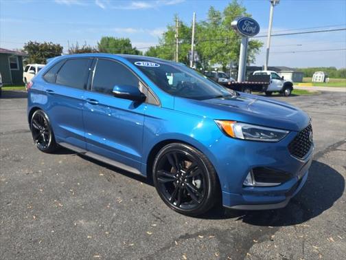 2020 Ford Edge ST