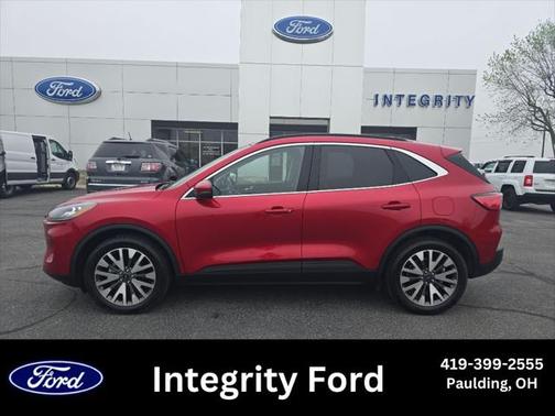 2020 Ford Escape Titanium
