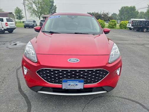2020 Ford Escape Titanium