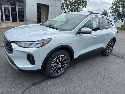 2025 Ford Escape PHEV Base