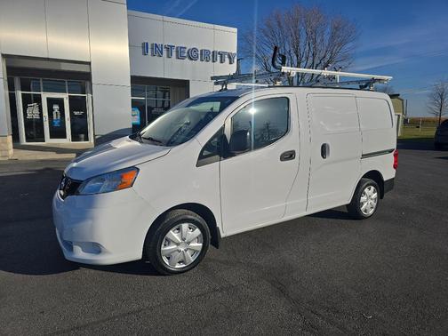2021 Nissan NV200 S