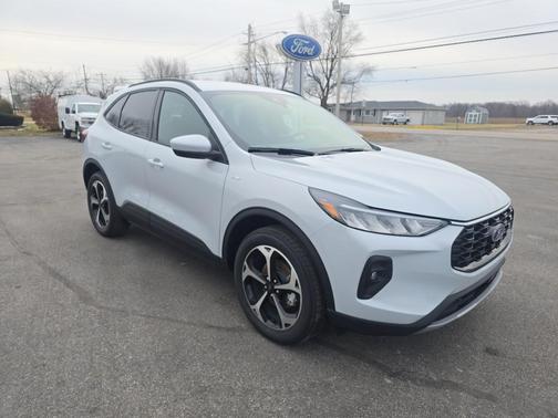 2026 Ford Escape ST-Line Select