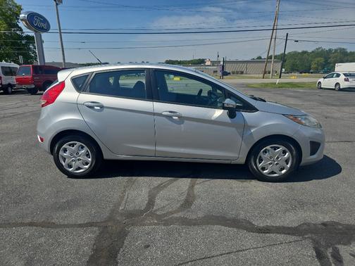 2013 Ford Fiesta SE