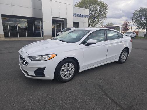 2019 Ford Fusion S