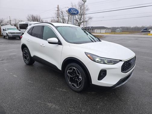 2026 Ford Escape Platinum