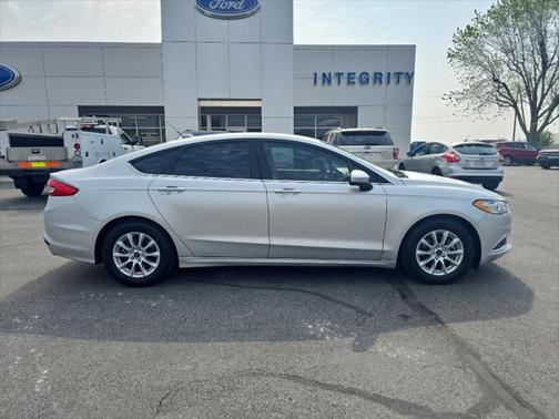 2017 Ford Fusion S