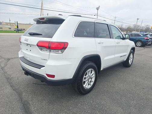 2020 Jeep Grand Cherokee Laredo