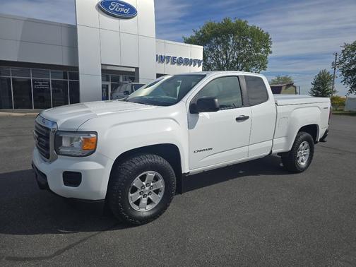 2016 GMC Canyon Base