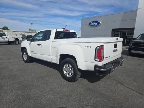 2016 GMC Canyon Base