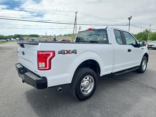 Oxford White 2015 Ford F-150 XL