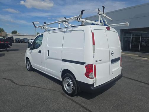 2021 Nissan NV200 S