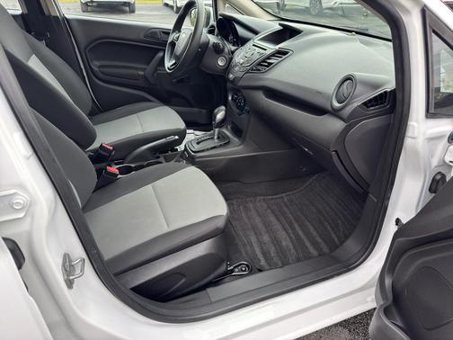 2015 Ford Fiesta S