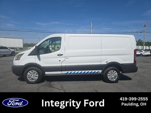 Oxford White 2015 Ford Transit-250 Base