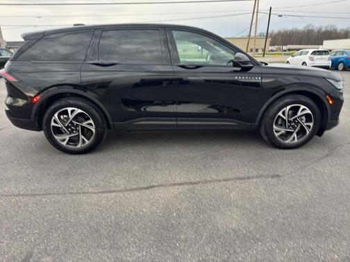 2025 Lincoln Nautilus Premiere