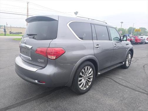 2017 INFINITI QX80 Signature Edition