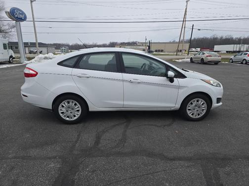 2015 Ford Fiesta S