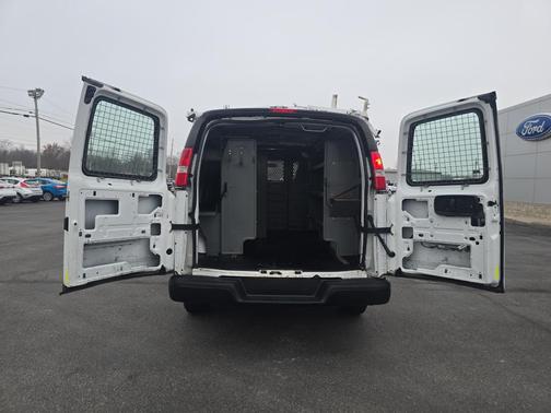 2016 Chevrolet Express 2500 Work Van