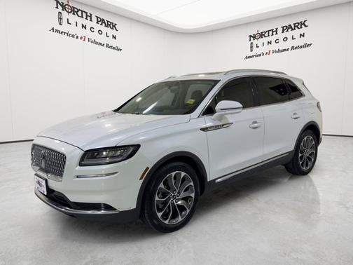 PRISTINE WHITE MET 3C 2023 Lincoln Nautilus RESERVE