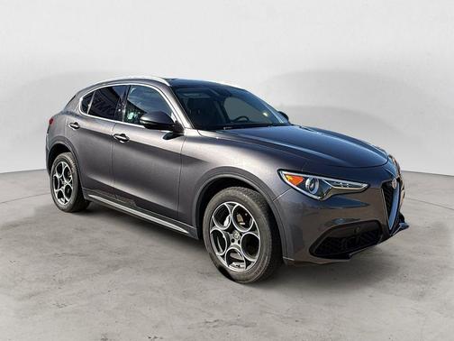 Gray Metallic 2018 Alfa Romeo Stelvio Base