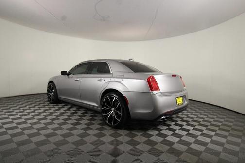 2018 Chrysler 300 Limited