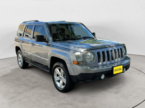 Billet Silver Metallic Clearcoat 2014 Jeep Patriot Sport