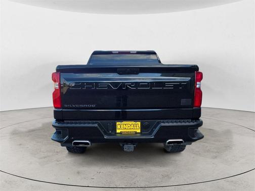 2022 Chevrolet Silverado 1500 Custom Trail Boss