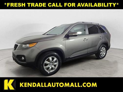 Titanium Silver 2013 Kia Sorento LX