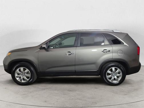 2013 Kia Sorento LX